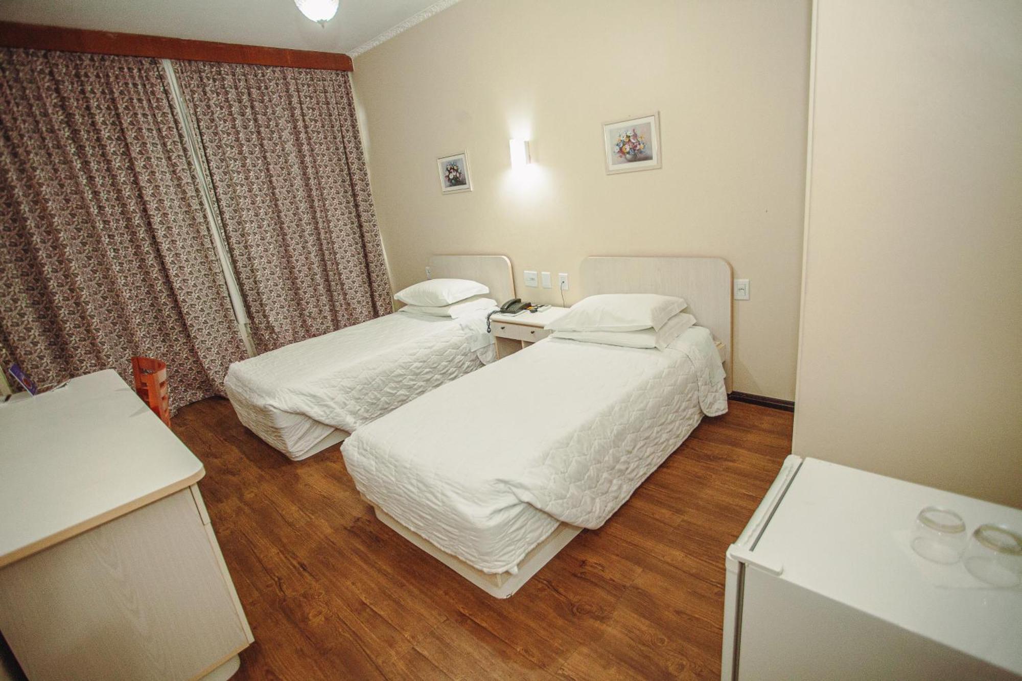 Hotel San Silvestre Tubarão Esterno foto